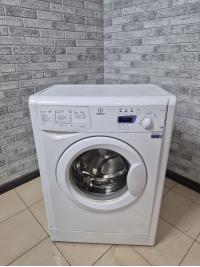 Стиральная машина Indesit WISE 10